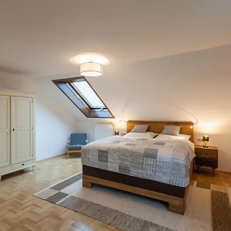 דירה 98 Qm Im Allgaeu, Balkon Und Parkplatz *