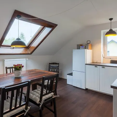 דירה 98 Qm Im Allgaeu, Balkon Und Parkplatz *